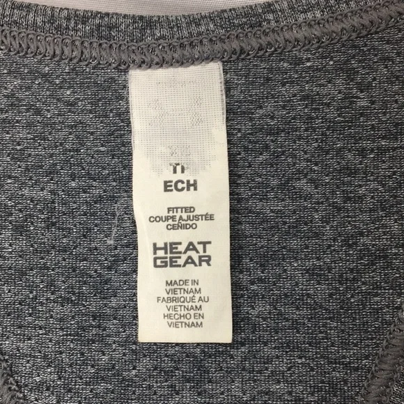 Under Armour Women’s Gray Fitted Heat Gear Tank Top Size XS Like-NEW Condition - Picture 3 of 4